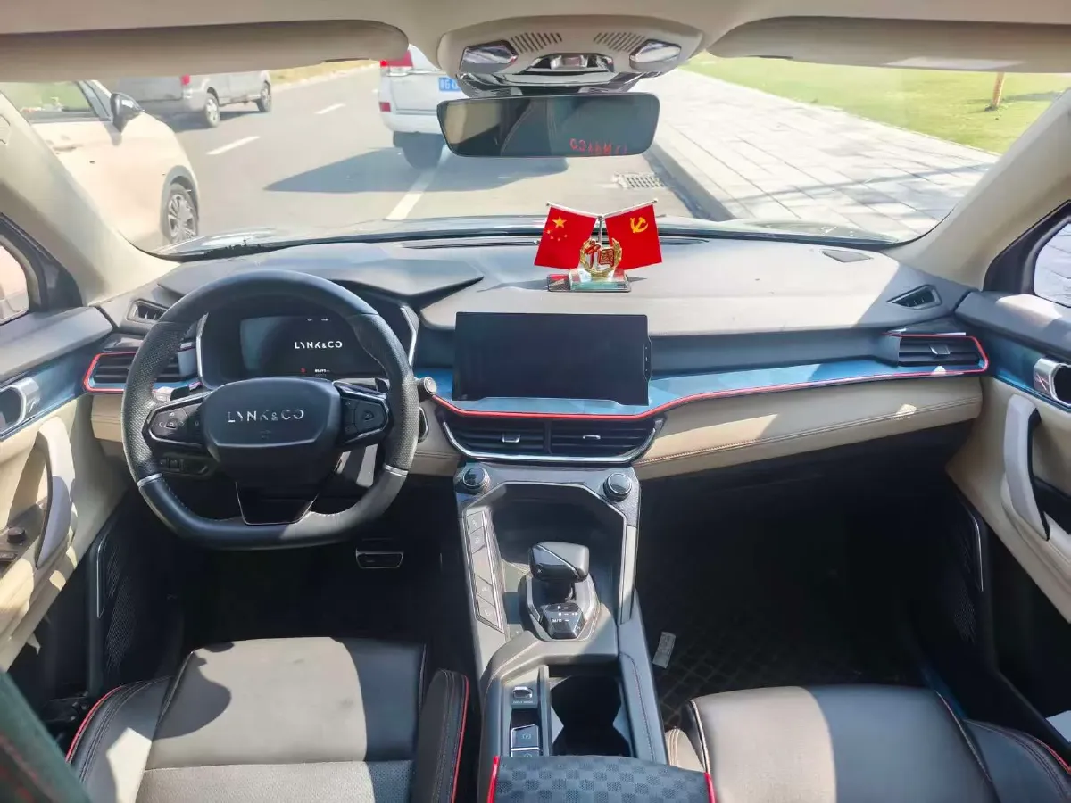 2020 LYNK&CO 06 1.5T 177HP L3 7DCT,autocango,china used car exporter,china ev exporter,chinese used car exporter,chinese used ev exporter