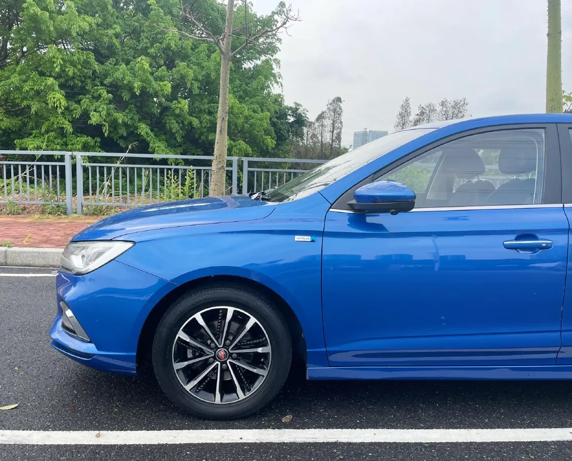 2020 Roewe i5 1.5L 120HP L4 CVT,autocango,china used car exporter,china ev exporter,chinese used car exporter,chinese used ev exporter