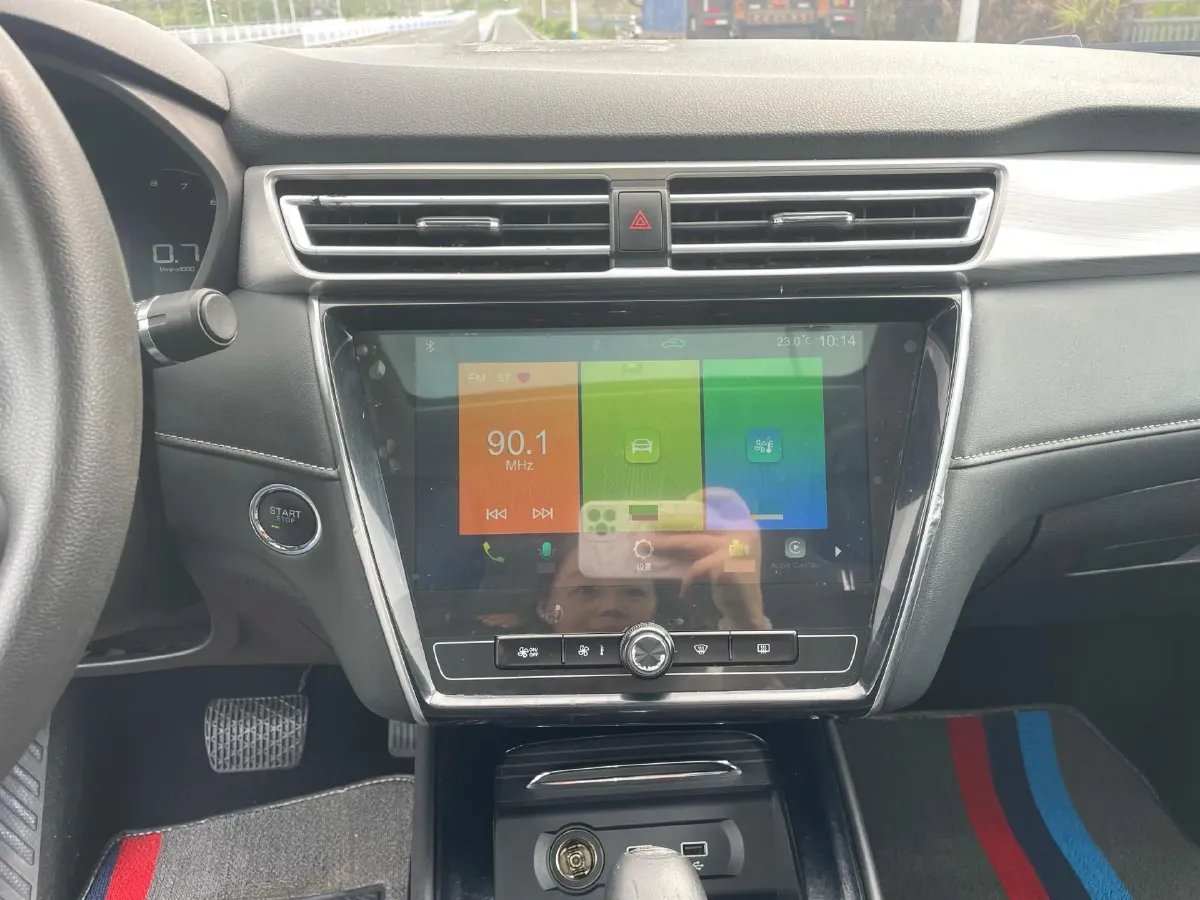 2020 Roewe i5 1.5L 120HP L4 CVT,autocango,china used car exporter,china ev exporter,chinese used car exporter,chinese used ev exporter