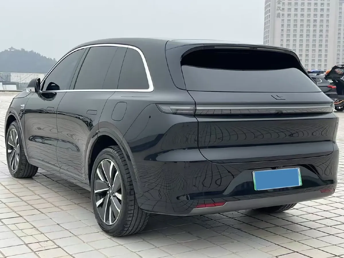 2025 Li L6 Range Extended 154HP L4 REEV,autocango,china used car exporter,china ev exporter,chinese used car exporter,chinese used ev exporter