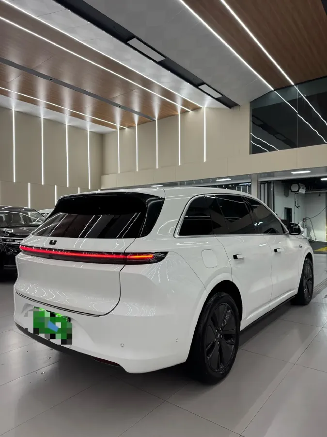 2024 Li L6 Range Extended 154HP L4 REEV 36.8KWH,autocango,china used car exporter,china ev exporter,chinese used car exporter,chinese used ev exporter