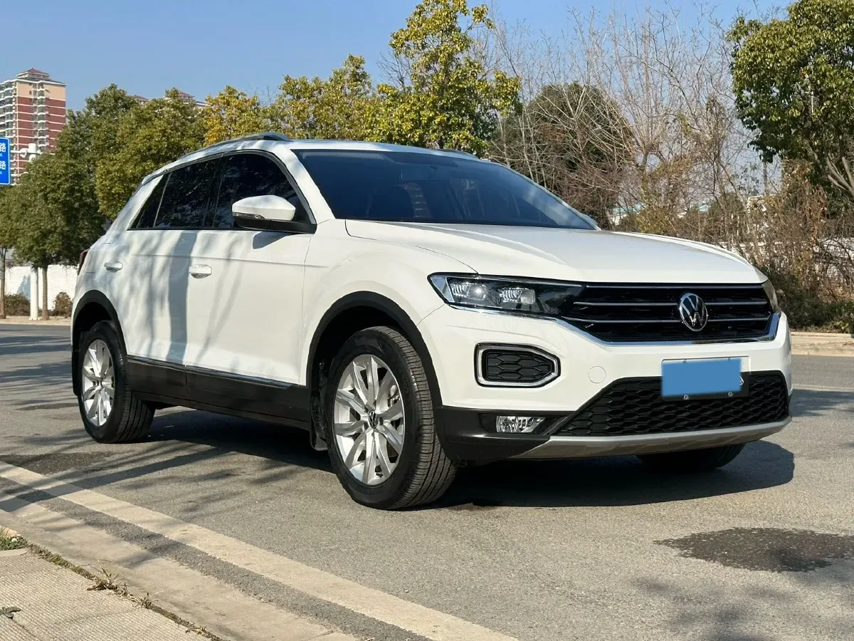 2021 Volkswagen T-Roc 1.4T 150HP L4 7DCT,autocango,china used car exporter,china ev exporter,chinese used car exporter,chinese used ev exporter
