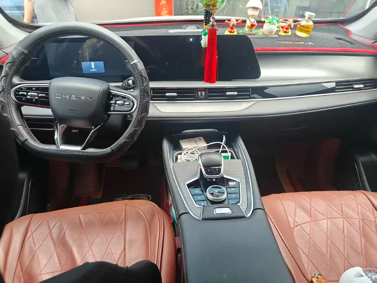 2024 Chery Tiggo 8 Plus 1.6T 197HP L4 7DCT,autocango,china used car exporter,china ev exporter,chinese used car exporter,chinese used ev exporter