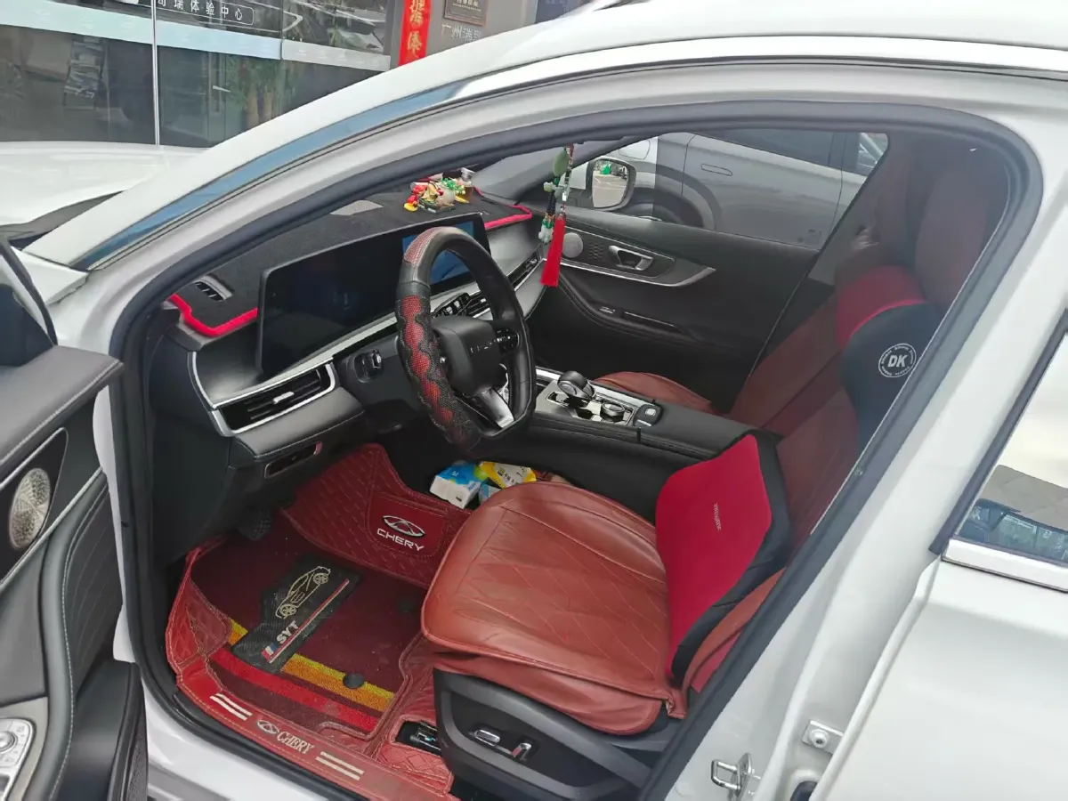 2024 Chery Tiggo 8 Plus 1.6T 197HP L4 7DCT,autocango,china used car exporter,china ev exporter,chinese used car exporter,chinese used ev exporter