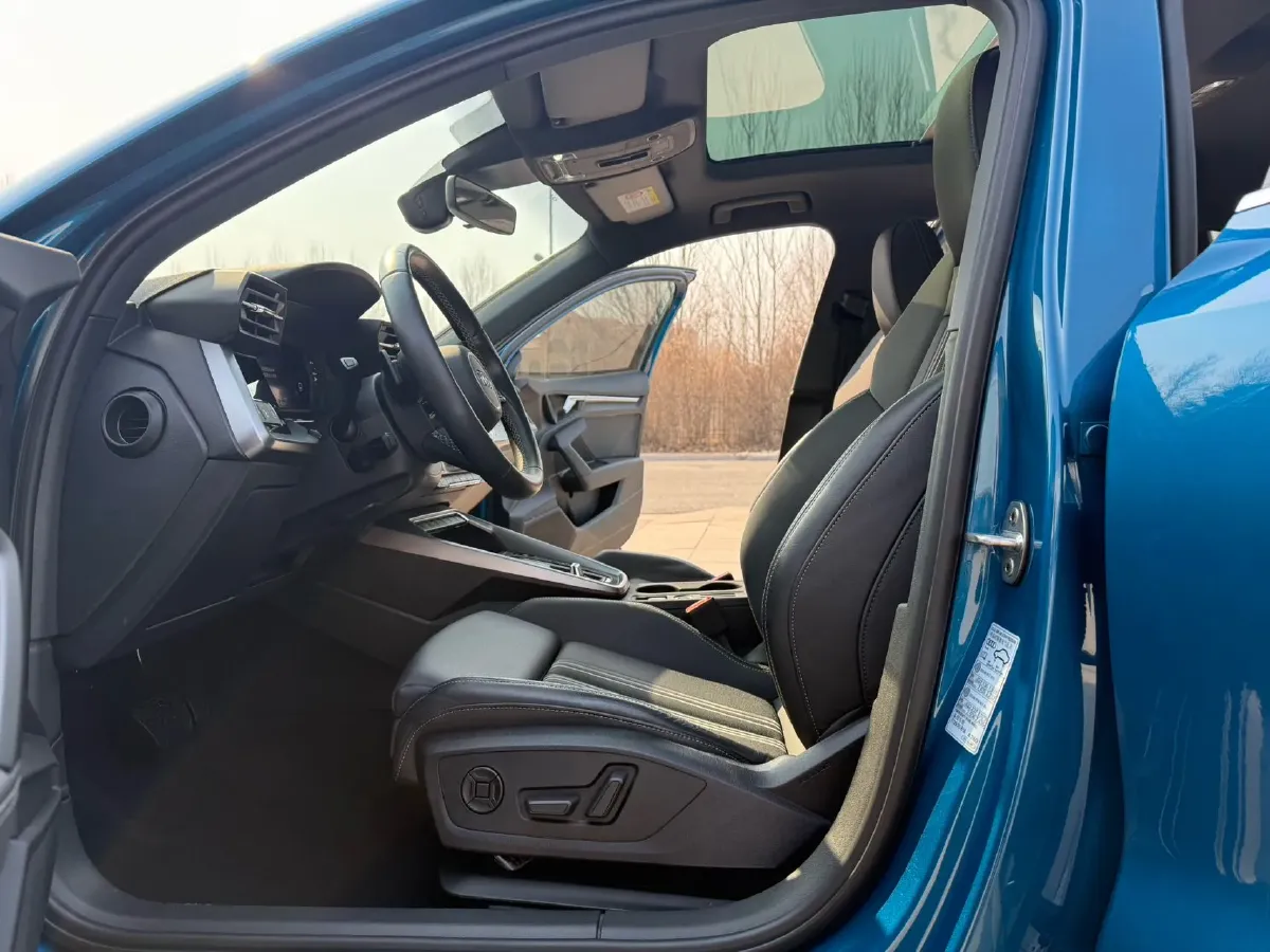 2023 Audi A3 1.4T 150HP L4 7DCT,autocango,china used car exporter,china ev exporter,chinese used car exporter,chinese used ev exporter