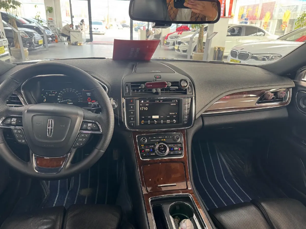 2019 Mercedes-Benz C Class 1.5T 184HP L4 9AT,autocango,china used car exporter,china ev exporter,chinese used car exporter,chinese used ev exporter