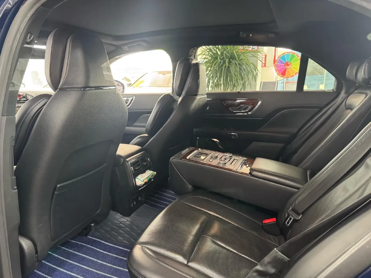 2019 Mercedes-Benz C Class 1.5T 184HP L4 9AT,autocango,china used car exporter,china ev exporter,chinese used car exporter,chinese used ev exporter