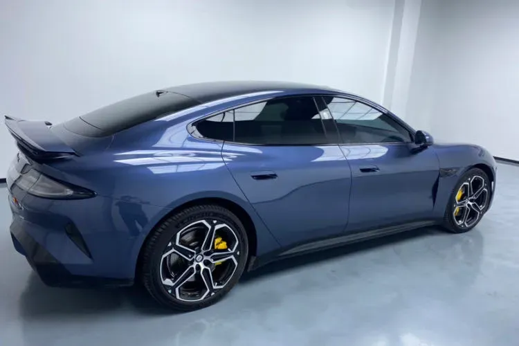 2024 MI SU7 BEV 101KWH,autocango,china used car exporter,china ev exporter,chinese used car exporter,chinese used ev exporter