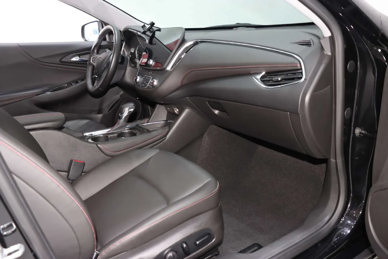 2022 Chevrolet Malibu XL 2.0T 237HP L4 9AT,autocango,china used car exporter,china ev exporter,chinese used car exporter,chinese used ev exporter