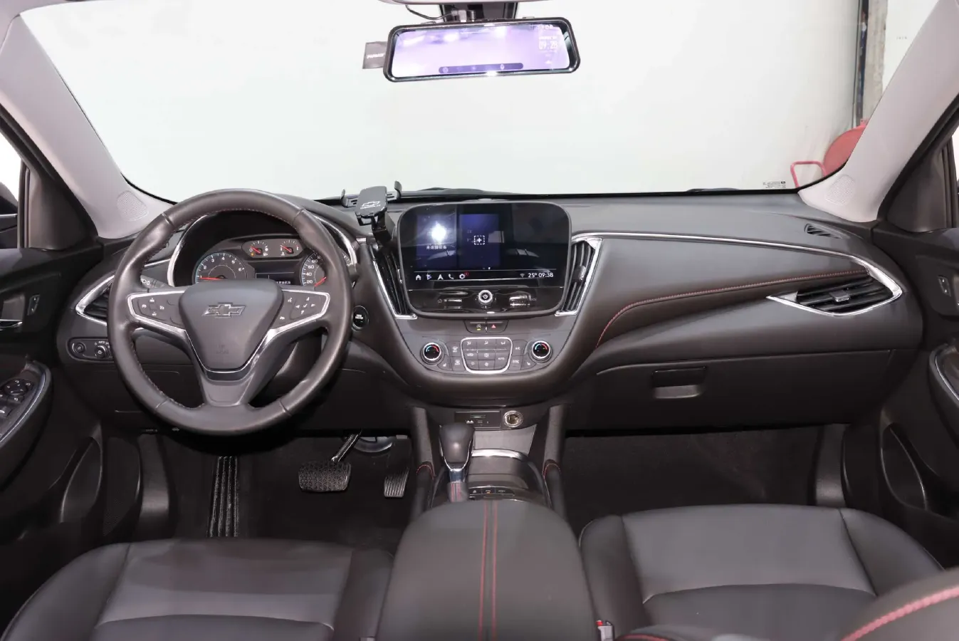 2022 Chevrolet Malibu XL 2.0T 237HP L4 9AT,autocango,china used car exporter,china ev exporter,chinese used car exporter,chinese used ev exporter