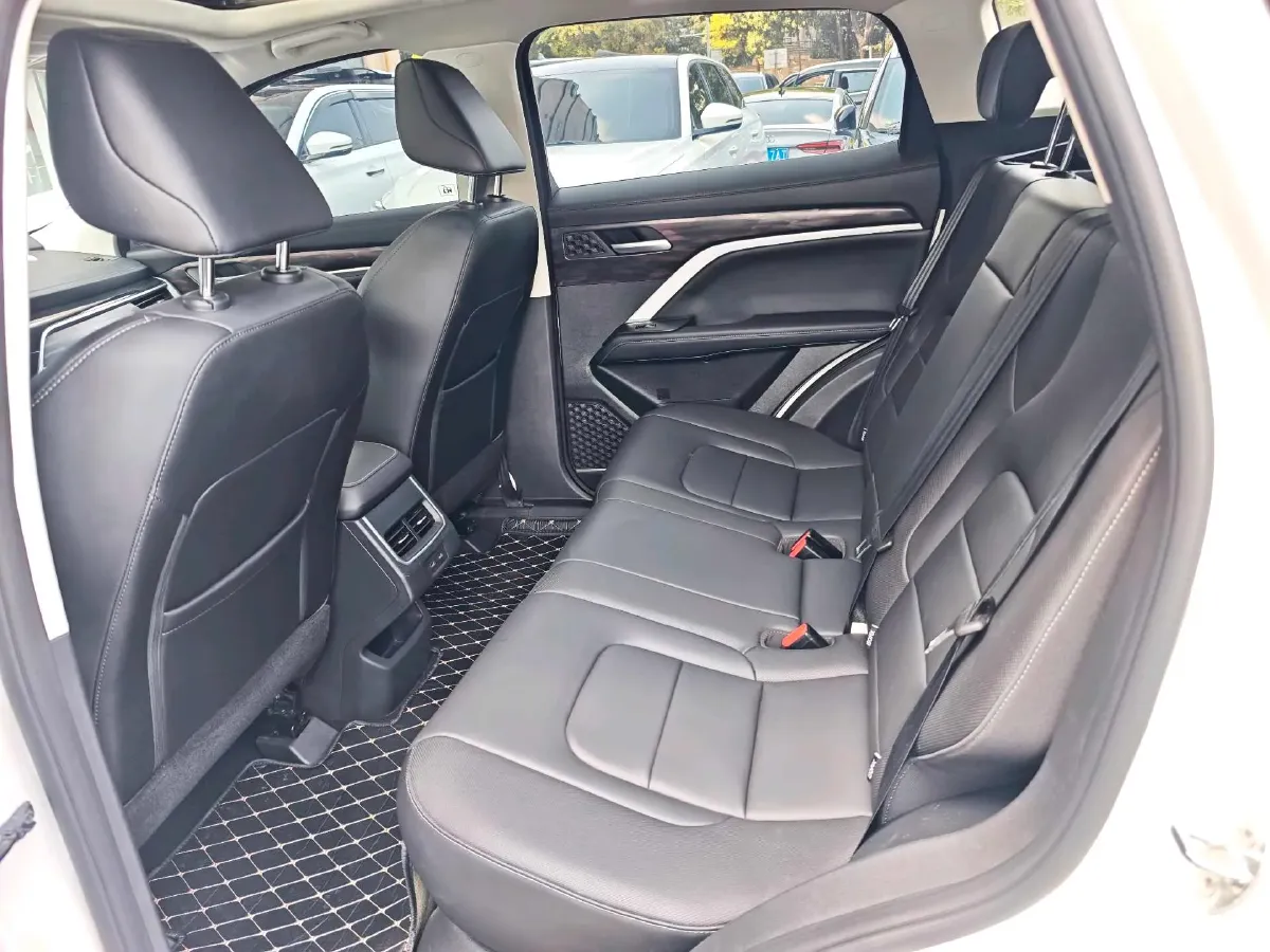 2025 Haval H6 1.5T 150HP L4 7DCT,autocango,china used car exporter,china ev exporter,chinese used car exporter,chinese used ev exporter