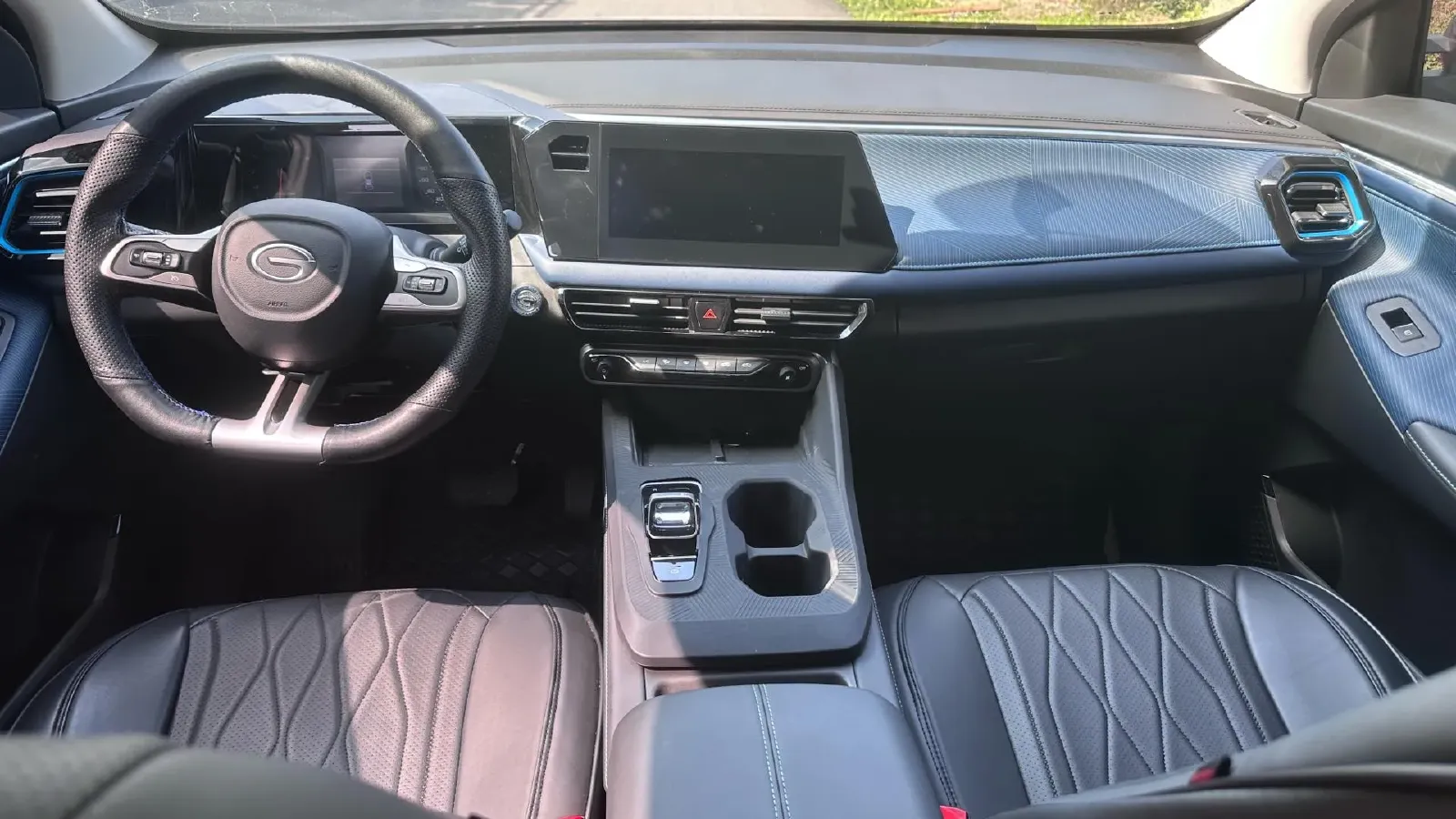 2023 GAC Trumpchi GS3 1.5T 177HP L4 7DCT,autocango,china used car exporter,china ev exporter,chinese used car exporter,chinese used ev exporter