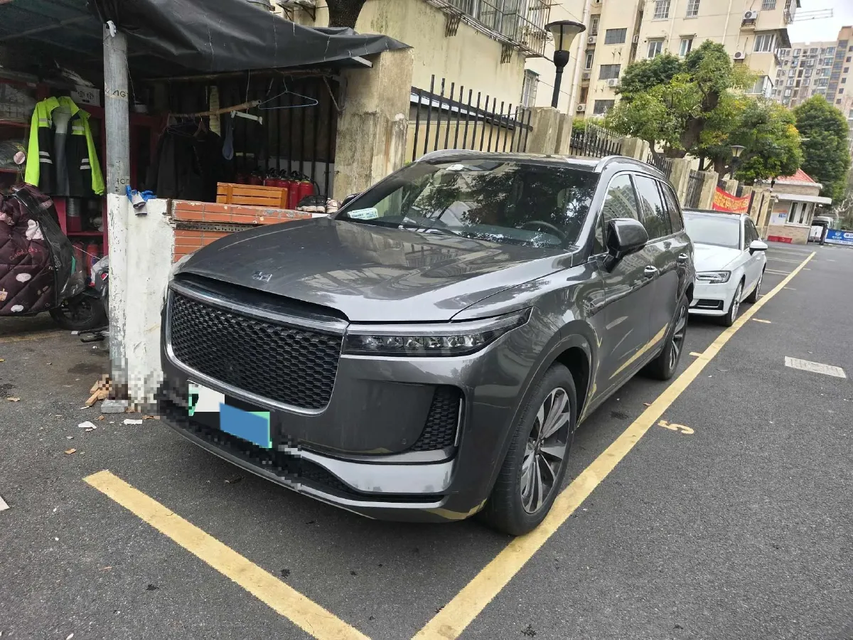 2020 Li ONE Range Extended 131HP REEV 40.5KWH,autocango,china used car exporter,china ev exporter,chinese used car exporter,chinese used ev exporter