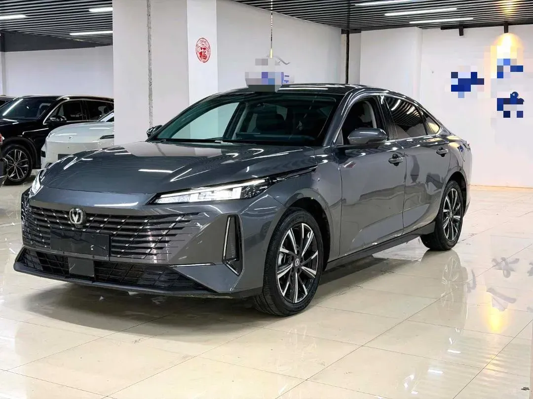 2025 ChangAn Eado 1.5T 192HP L4 7DCT,autocango,china used car exporter,china ev exporter,chinese used car exporter,chinese used ev exporter