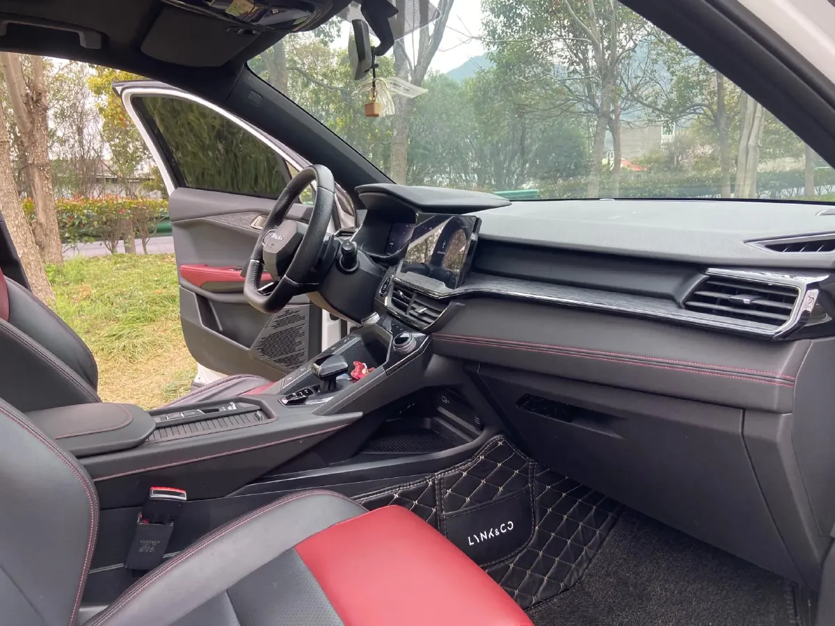 2020 LYNK&CO 06 1.5T 177HP L3 7DCT,autocango,china used car exporter,china ev exporter,chinese used car exporter,chinese used ev exporter