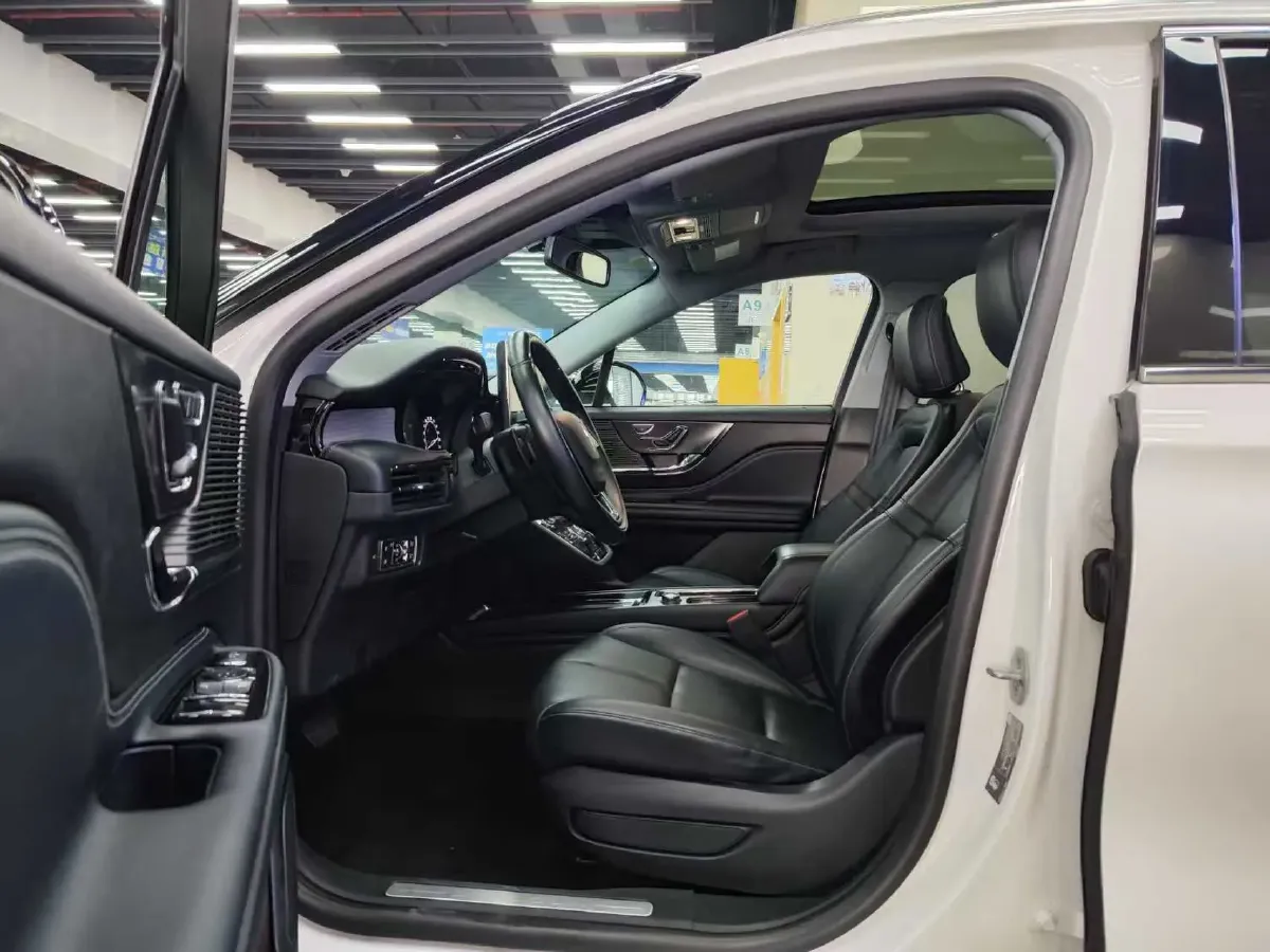 2021 Lincoln Corsair 2.0T 245HP L4 8AT,autocango,china used car exporter,china ev exporter,chinese used car exporter,chinese used ev exporter