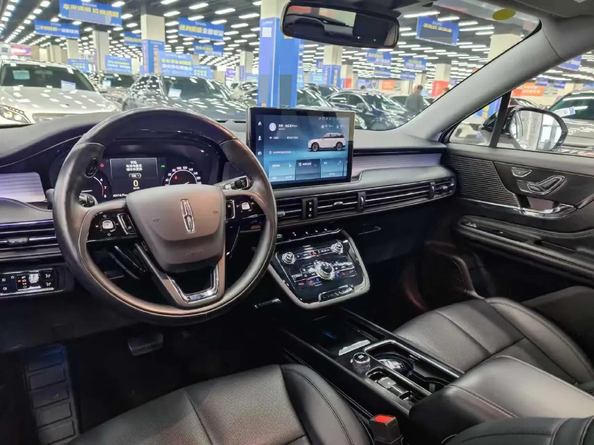 2021 Lincoln Corsair 2.0T 245HP L4 8AT,autocango,china used car exporter,china ev exporter,chinese used car exporter,chinese used ev exporter