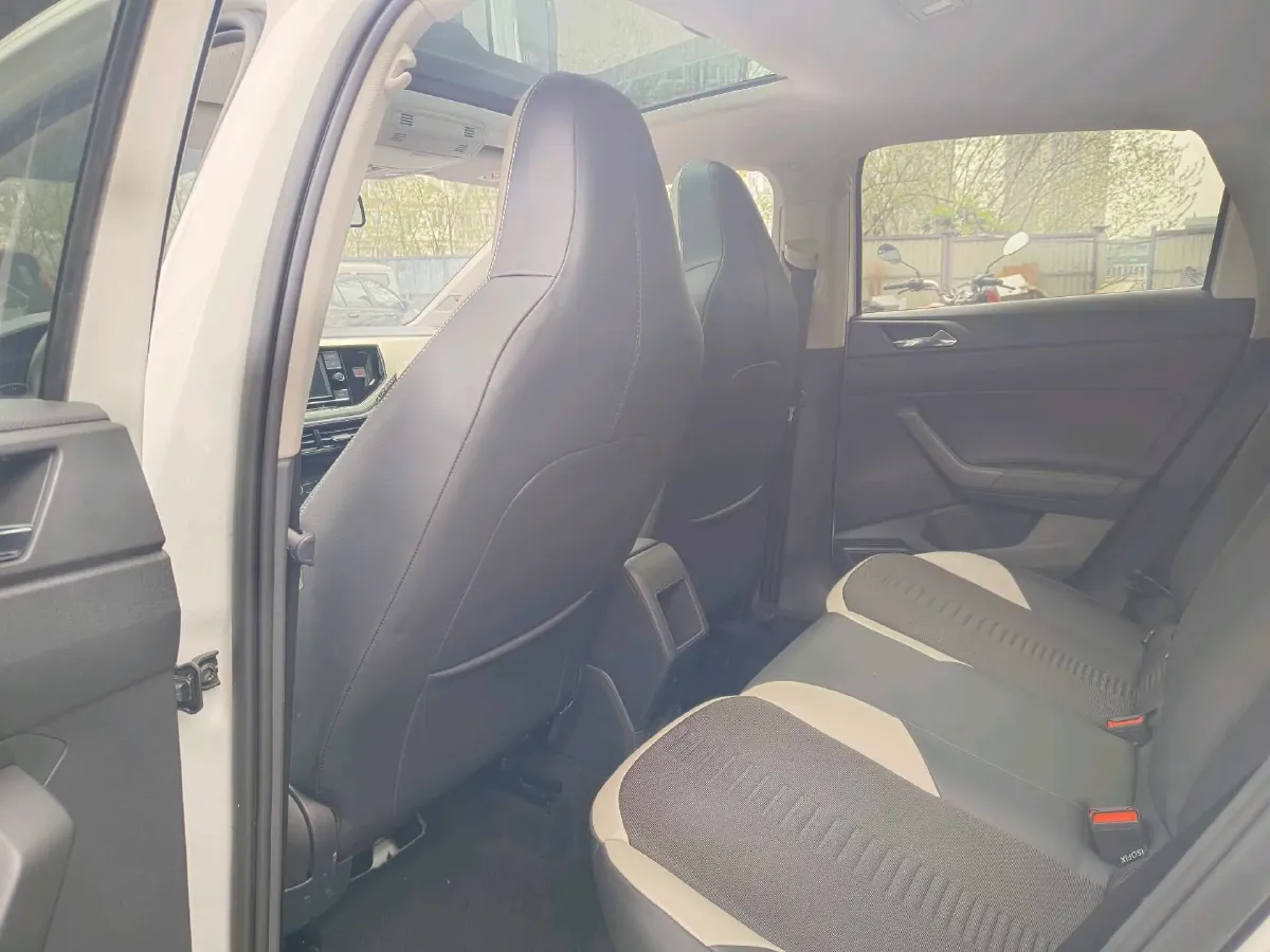 2019 Volkswagen Polo 1.5L 113HP L4 6AT,autocango,china used car exporter,china ev exporter,chinese used car exporter,chinese used ev exporter