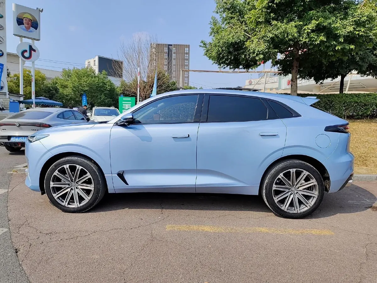 2022 Bestune T99 2.0T 224HP L4 6AT,autocango,china used car exporter,china ev exporter,chinese used car exporter,chinese used ev exporter