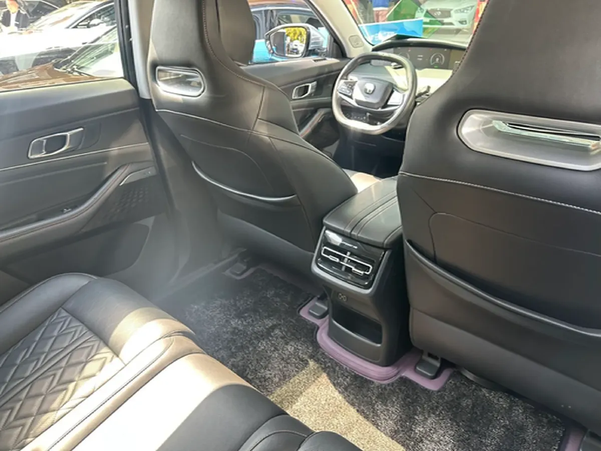 2022 Bestune T99 2.0T 224HP L4 6AT,autocango,china used car exporter,china ev exporter,chinese used car exporter,chinese used ev exporter