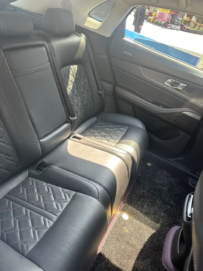 2022 Bestune T99 2.0T 224HP L4 6AT,autocango,china used car exporter,china ev exporter,chinese used car exporter,chinese used ev exporter