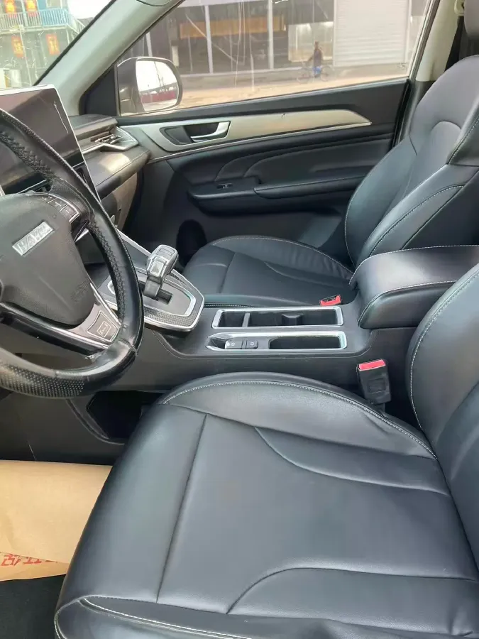 2021 Haval M6 1.5T 150HP L4 7DCT,autocango,china used car exporter,china ev exporter,chinese used car exporter,chinese used ev exporter