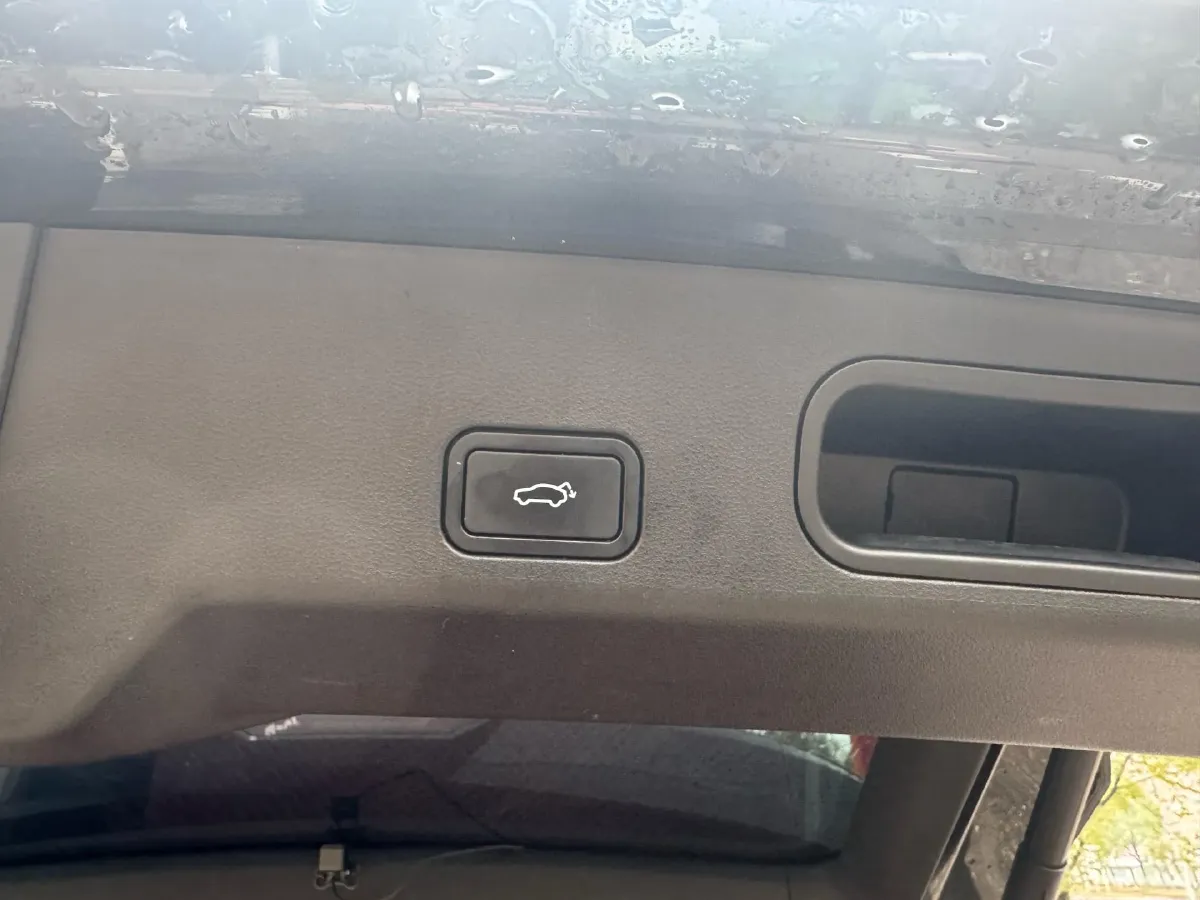 2023 Geely StarRay 1.5T 181HP L4 7DCT,autocango,china used car exporter,china ev exporter,chinese used car exporter,chinese used ev exporter