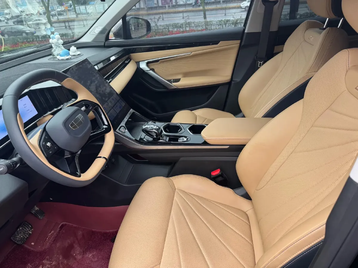 2023 Geely StarRay 1.5T 181HP L4 7DCT,autocango,china used car exporter,china ev exporter,chinese used car exporter,chinese used ev exporter
