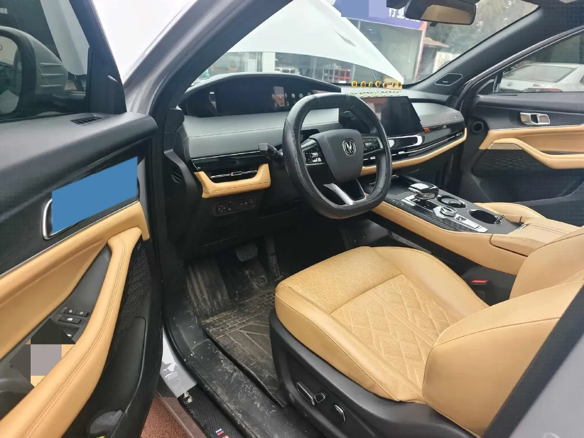 2021 ChangAn UNI-K 2.0T 233HP L4 8AT,autocango,china used car exporter,china ev exporter,chinese used car exporter,chinese used ev exporter