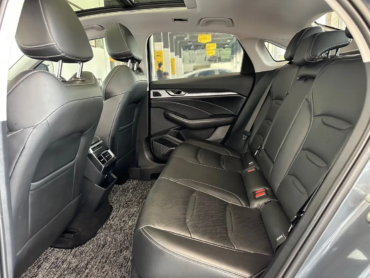 2020 Geely Binray 1.0T 133HP L3 6DCT,autocango,china used car exporter,china ev exporter,chinese used car exporter,chinese used ev exporter