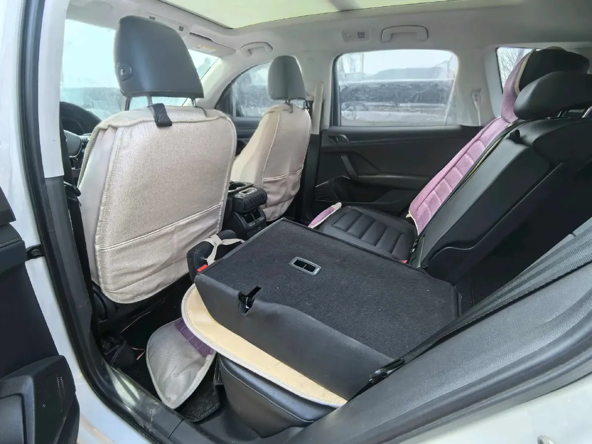 2022 Ford Transit 2.0T 202HP L4 6AT,autocango,china used car exporter,china ev exporter,chinese used car exporter,chinese used ev exporter