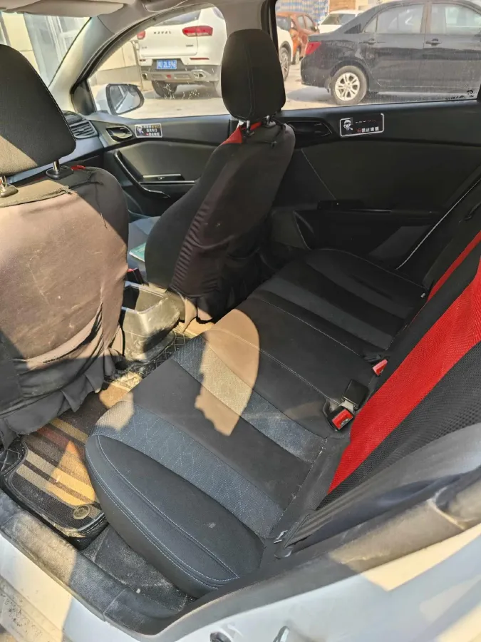 2016 BaoJun 310 1.2L 82HP L4 5MT,autocango,china used car exporter,china ev exporter,chinese used car exporter,chinese used ev exporter