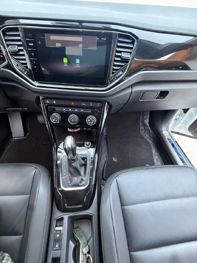 2021 Volkswagen T-Roc 1.4T 150HP L4 7DCT,autocango,china used car exporter,china ev exporter,chinese used car exporter,chinese used ev exporter