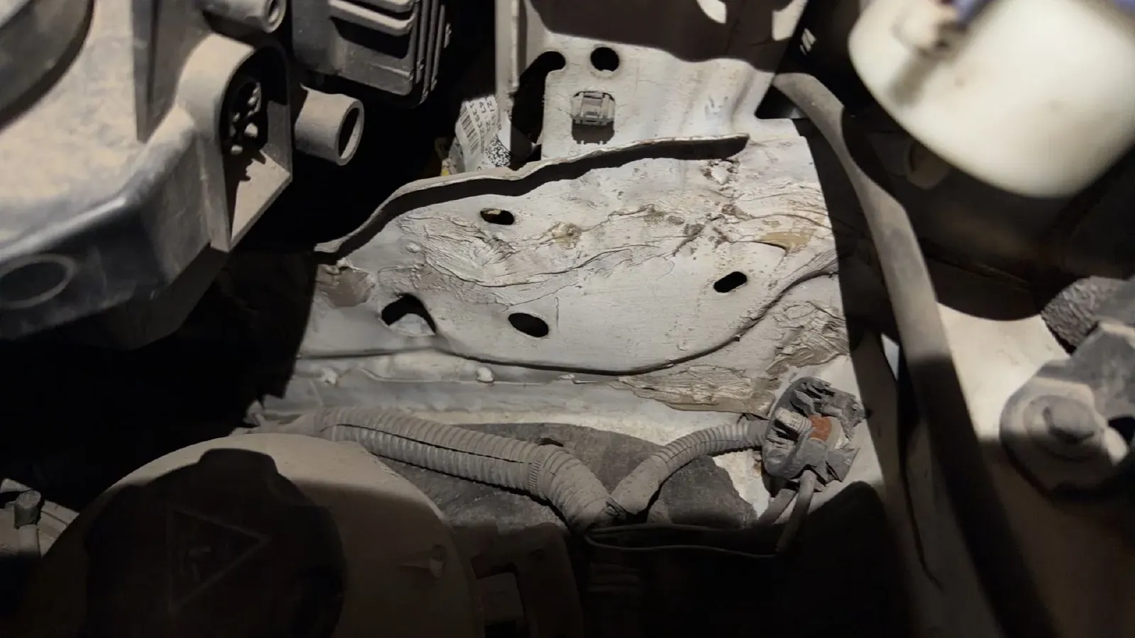 2017 Peugeot 5008 1.6T 167HP L4 6AT,autocango,china used car exporter,china ev exporter,chinese used car exporter,chinese used ev exporter