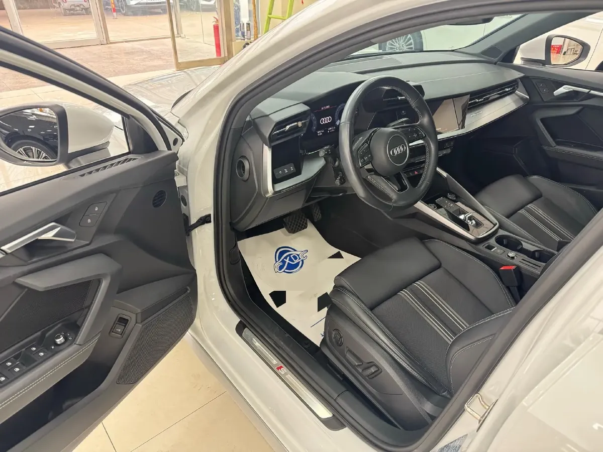 2024 Audi A3 1.4T 150HP L4 7DCT,autocango,china used car exporter,china ev exporter,chinese used car exporter,chinese used ev exporter