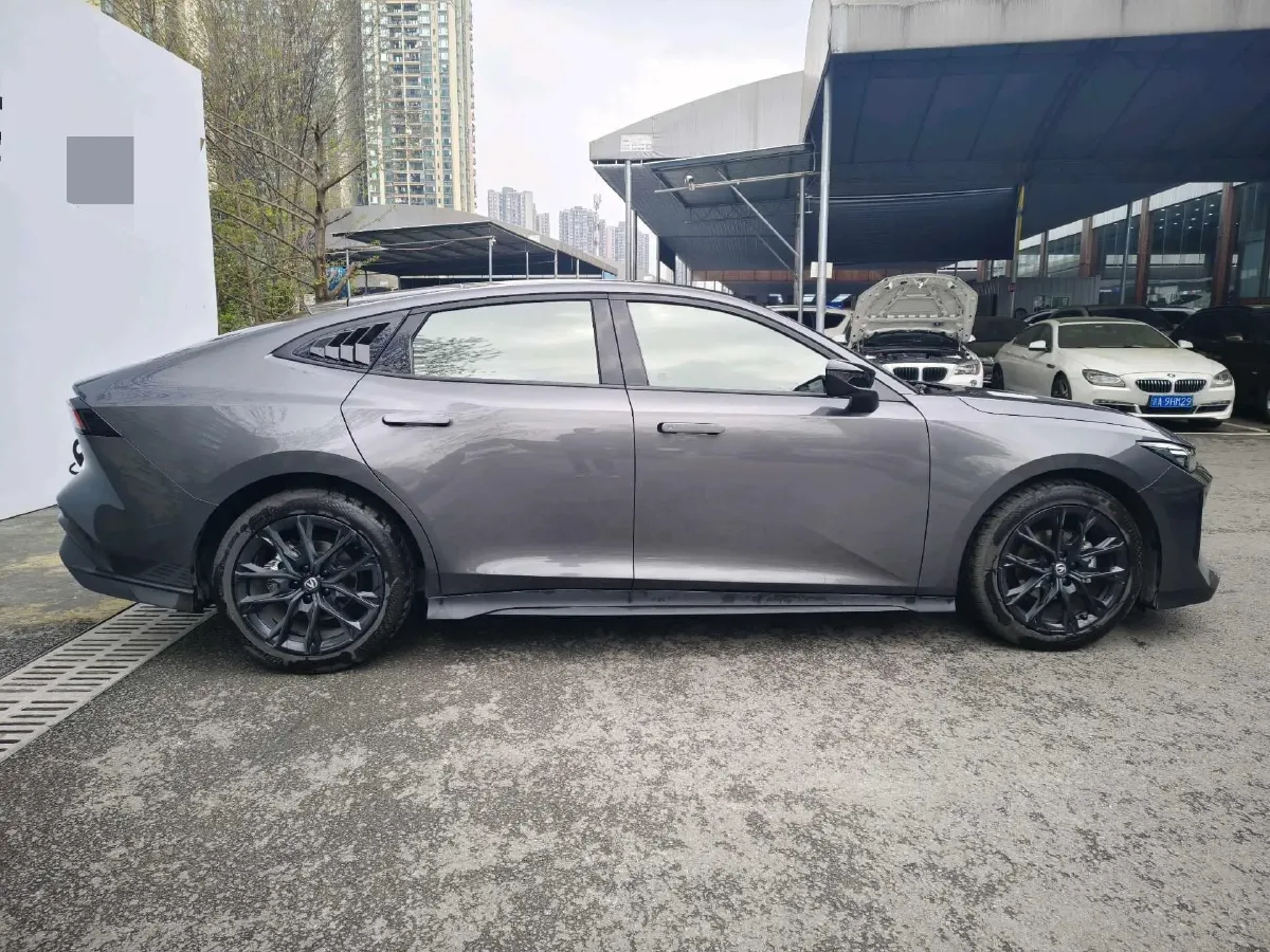 2024 ChangAn UNI-V 1.5T 188HP L4 7DCT,autocango,china used car exporter,china ev exporter,chinese used car exporter,chinese used ev exporter