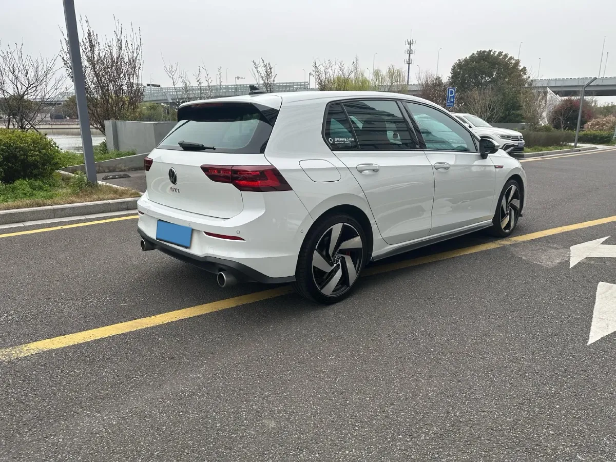 2021 Honda CR-V 1.5T 193HP L4 CVT,autocango,china used car exporter,china ev exporter,chinese used car exporter,chinese used ev exporter