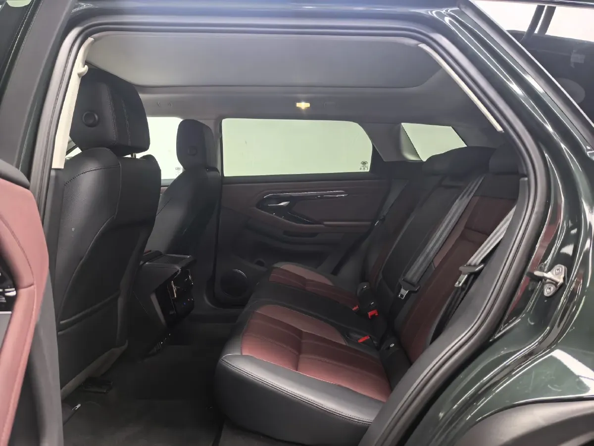 2023 Land Rover Range Rover Evoque 1.5T 200HP L3 8AT PHEV 15.5KWH,autocango,china used car exporter,china ev exporter,chinese used car exporter,chinese used ev exporter