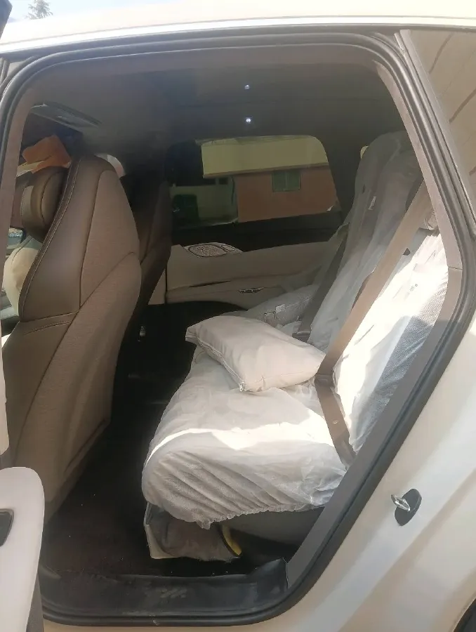 2023 IM LS7 BEV 100KWH,autocango,china used car exporter,china ev exporter,chinese used car exporter,chinese used ev exporter