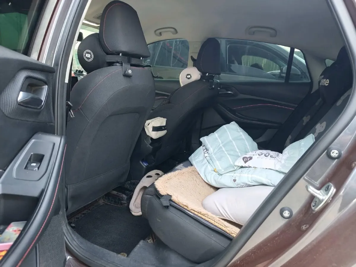 2023 MG 5 1.5L 129HP L4 5MT,autocango,china used car exporter,china ev exporter,chinese used car exporter,chinese used ev exporter