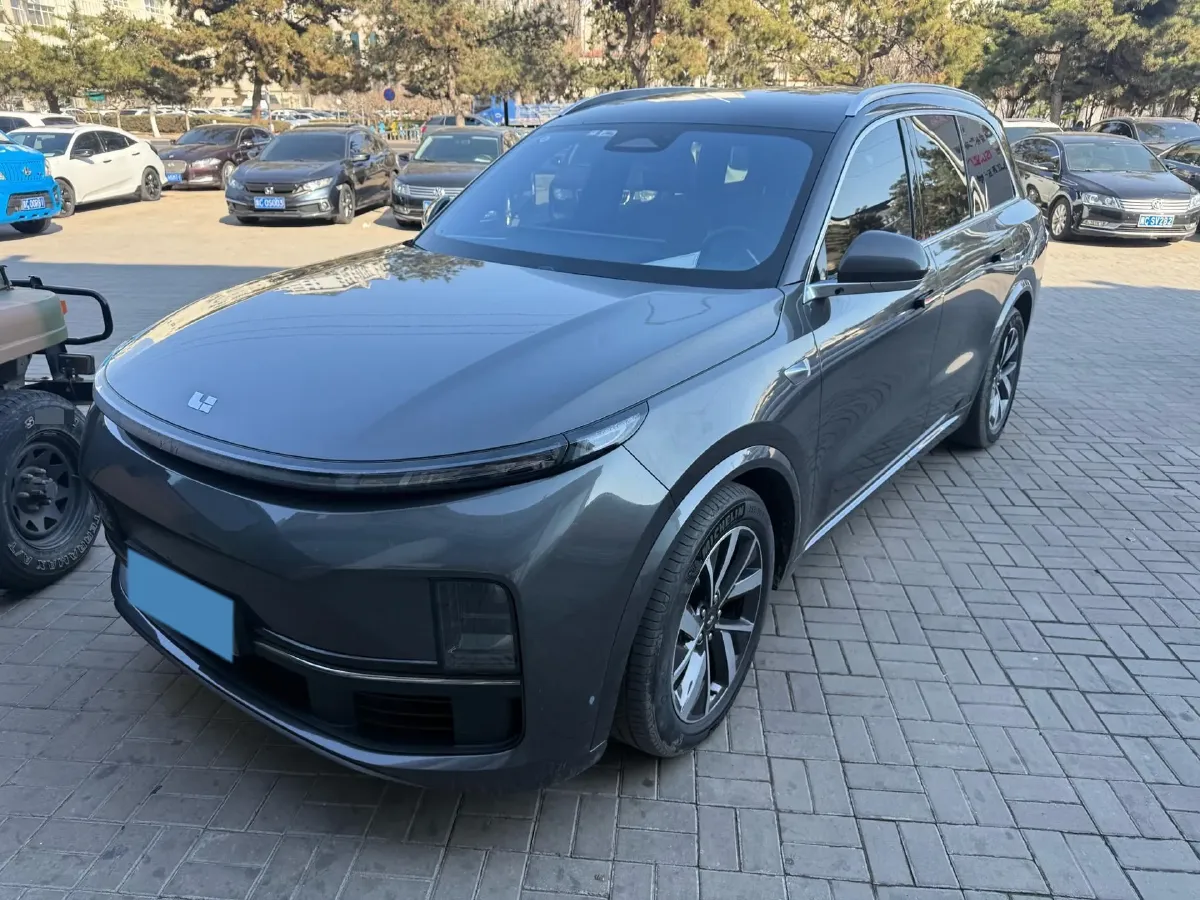 2023 Li L7 Range Extended 154HP REEV 40.9KWH,autocango,china used car exporter,china ev exporter,chinese used car exporter,chinese used ev exporter