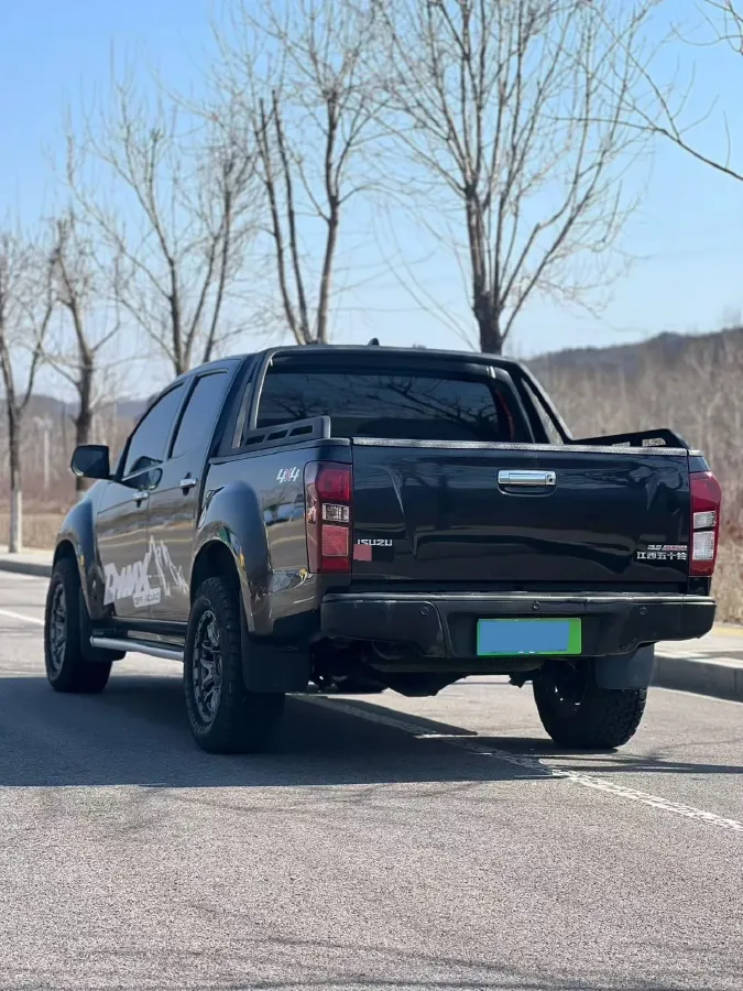 2023 Isuzu LingTuo 2.5T 150HP L4 8AT,autocango,china used car exporter,china ev exporter,chinese used car exporter,chinese used ev exporter