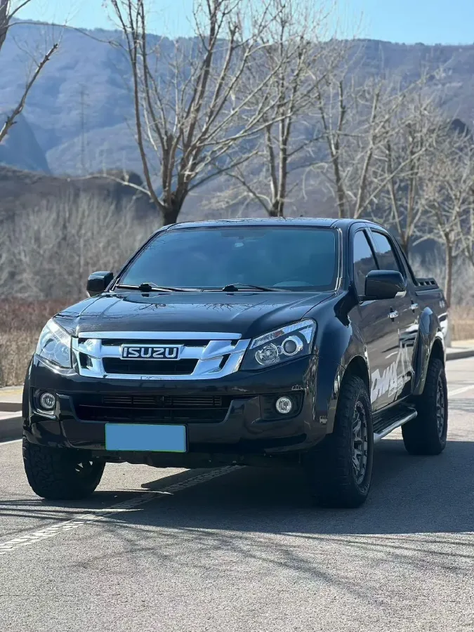 2023 Isuzu LingTuo 2.5T 150HP L4 8AT,autocango,china used car exporter,china ev exporter,chinese used car exporter,chinese used ev exporter