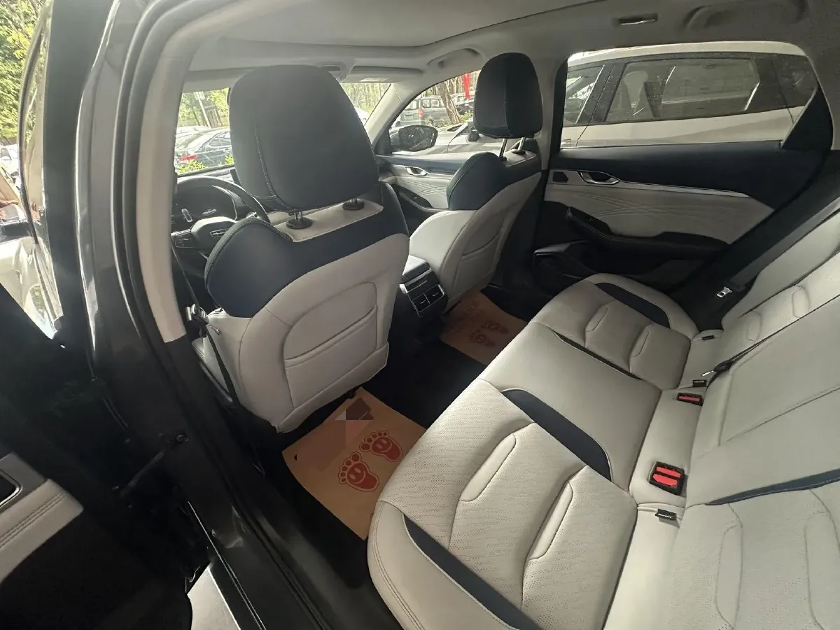 2023 Geely Preface 2.0T 190HP L4 7DCT,autocango,china used car exporter,china ev exporter,chinese used car exporter,chinese used ev exporter