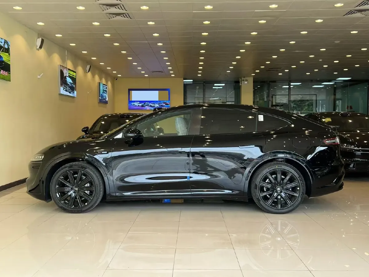 2026 Luxeed R7 REEV 156HP REEV,autocango,china used car exporter,china ev exporter,chinese used car exporter,chinese used ev exporter