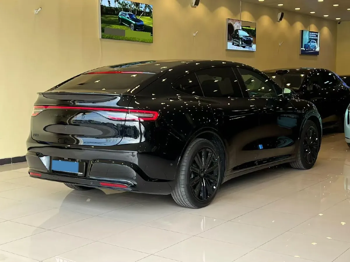 2026 Luxeed R7 REEV 156HP REEV,autocango,china used car exporter,china ev exporter,chinese used car exporter,chinese used ev exporter