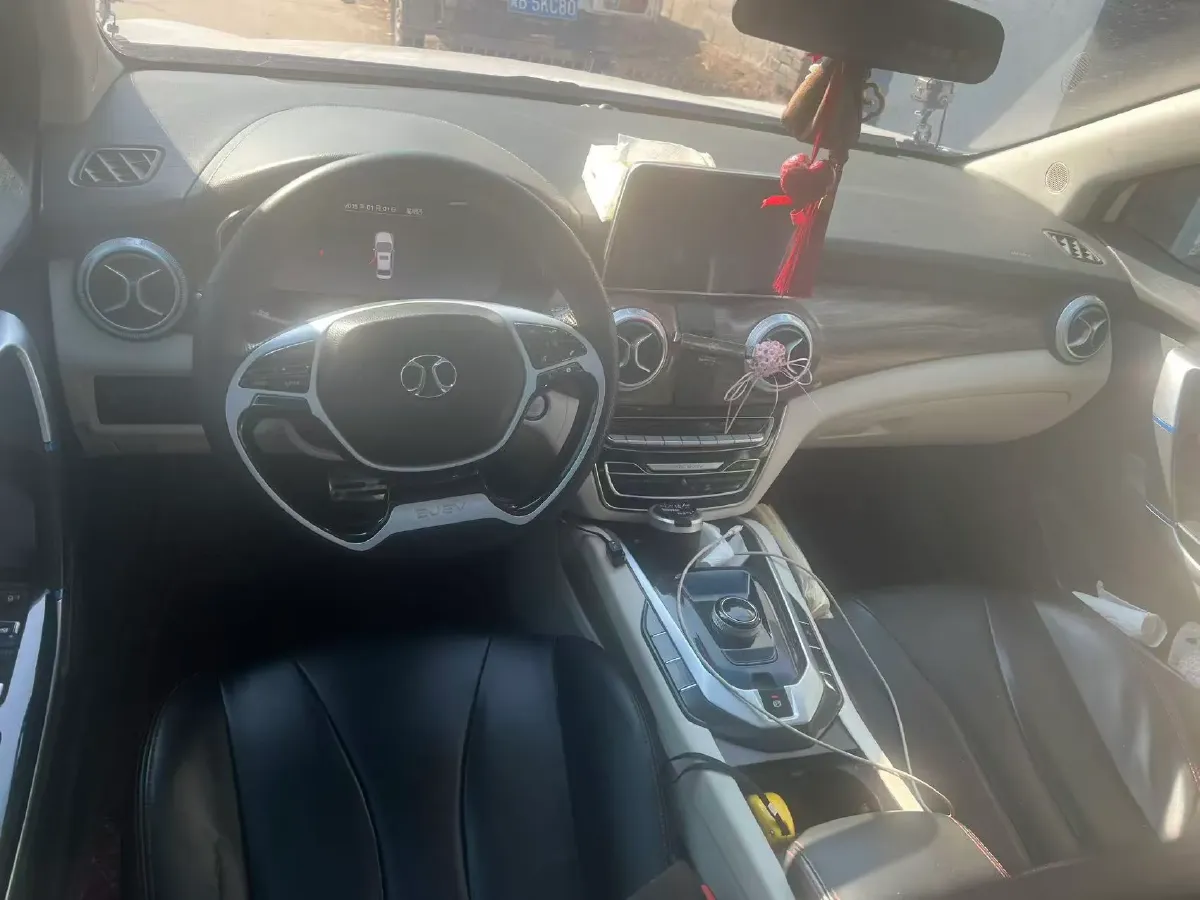 2018 BeiJing Auto EU5 BEV 53.66KWH,autocango,china used car exporter,china ev exporter,chinese used car exporter,chinese used ev exporter