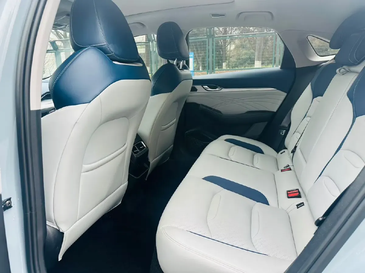 2023 Geely Preface 2.0T 190HP L4 7DCT,autocango,china used car exporter,china ev exporter,chinese used car exporter,chinese used ev exporter