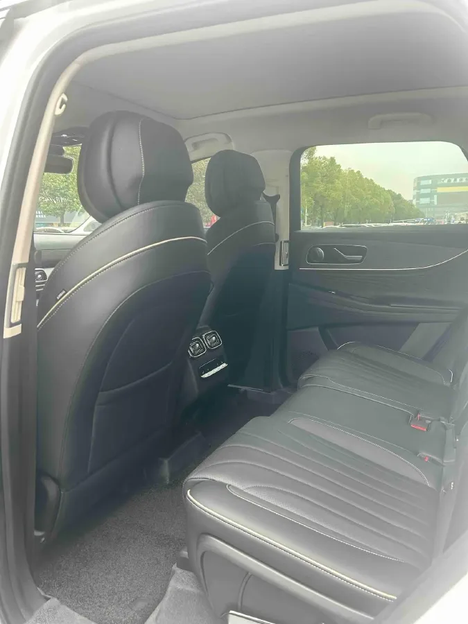 2023 Chery Tiggo 9 2.0T 261HP L4 7DCT,autocango,china used car exporter,china ev exporter,chinese used car exporter,chinese used ev exporter