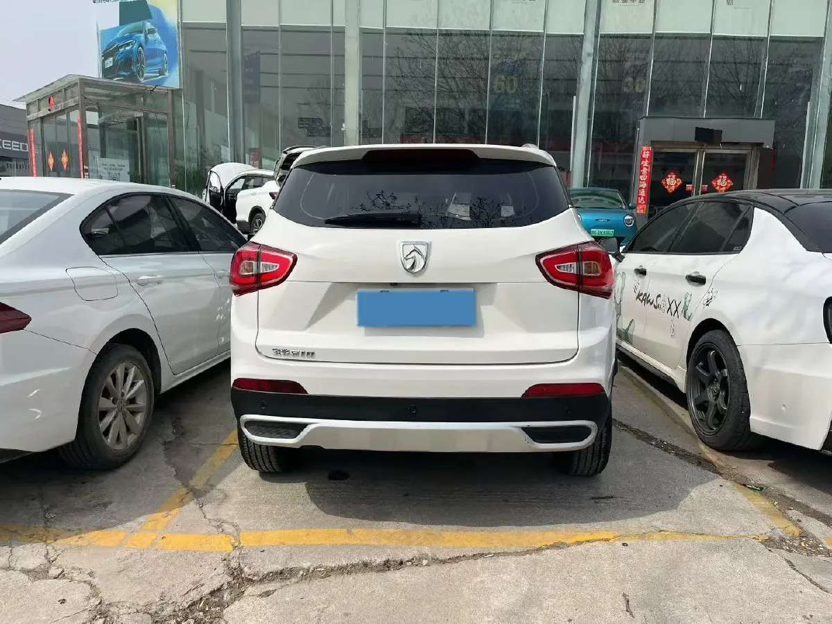 2017 BaoJun 510 1.5L 112HP L4 6MT,autocango,china used car exporter,china ev exporter,chinese used car exporter,chinese used ev exporter